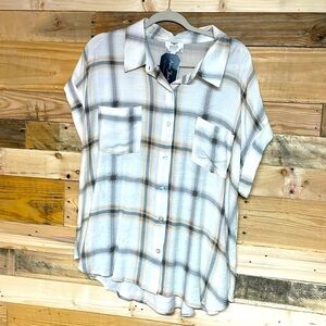 Perch by blu pepper size 2X plaid button down short sleeve with pockets shirt